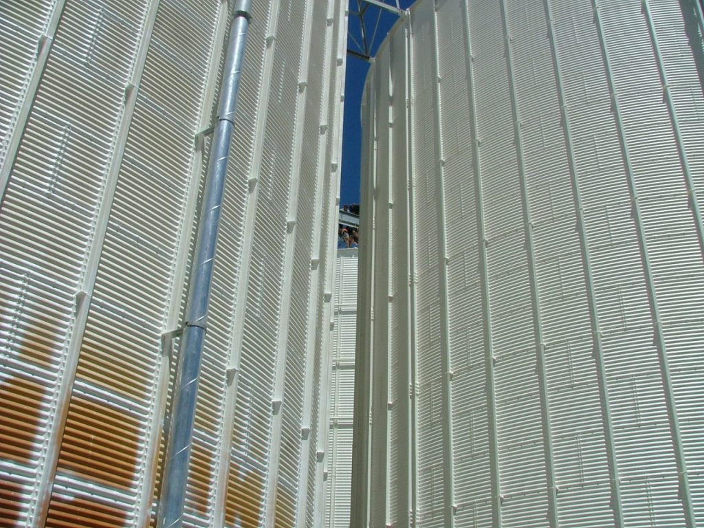 Step 4: Aeration ducts installed from the lowest point to headspace to distribute fumigant, achieving full c