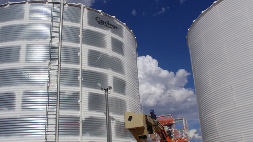 Step 7: The silos ready for 2 coats of HRC (Heat Reflective Coating) over the entire surface including the c